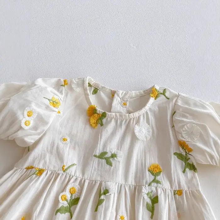Vêtements d'été pour filles, body une pièce à manches courtes avec broderie de marguerites, 2025