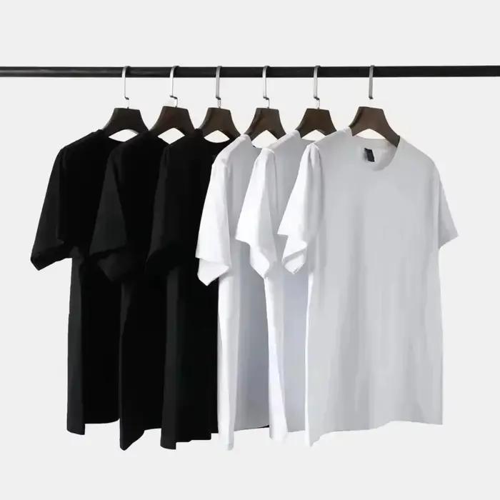 T-shirt de la tournée de la chanteuse Ariana Grande