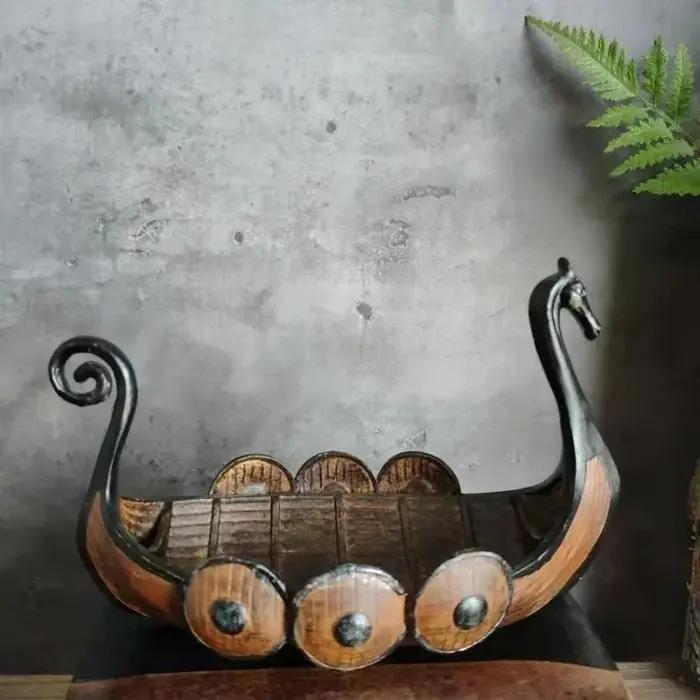 Ornement en résine de bateau viking rétro nordique, figurine de bateau vintage, décoration de bureau et support de rangement pour la maison