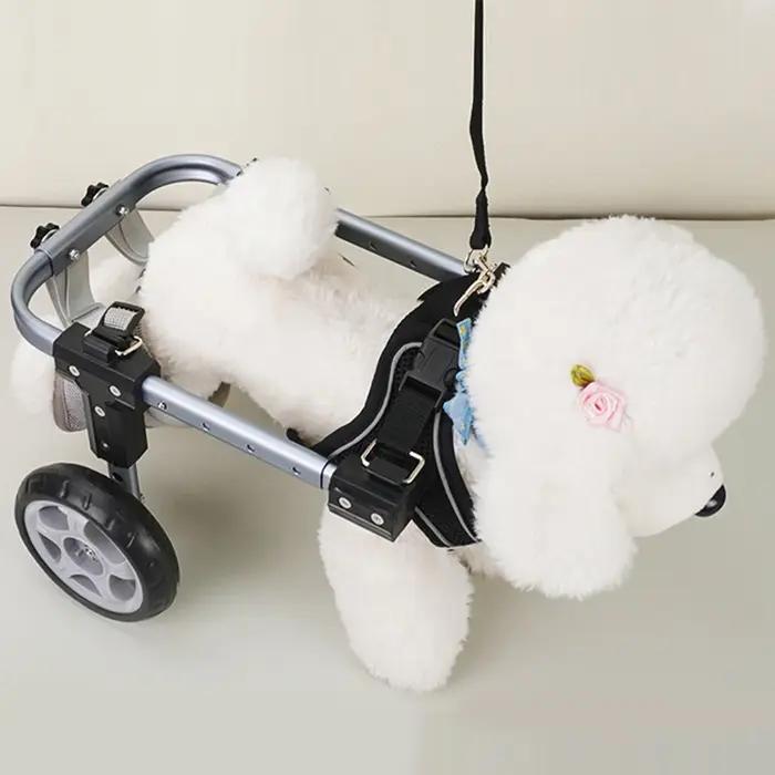 Fauteuil roulant pour pieds arrière