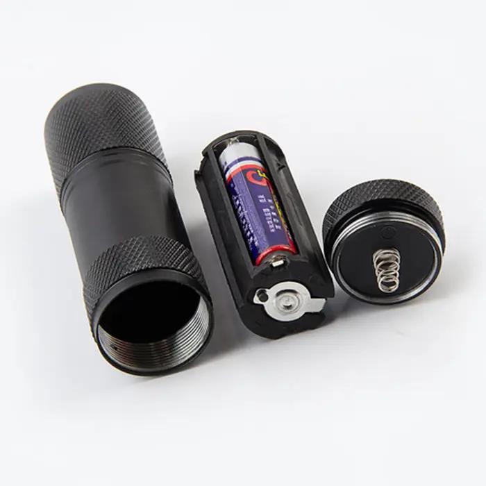 Lampe de poche UV de détection d'urine pour animaux de compagnie