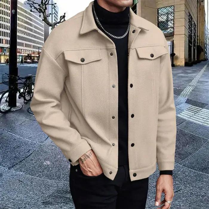 Veste courte en laine à col pour homme