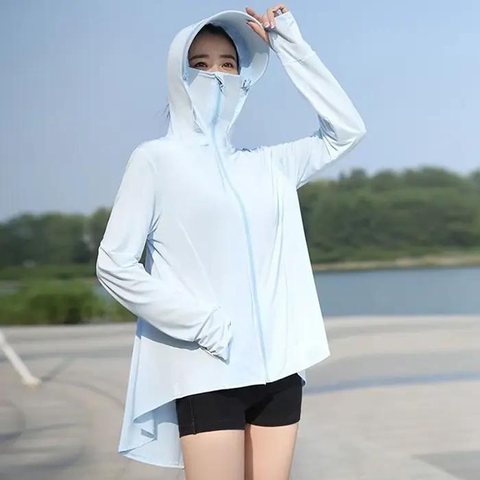 Veste asymétrique en polyester avec protection solaire intégrée à capuche et fermeture éclair pour femmes printemps été casual chic