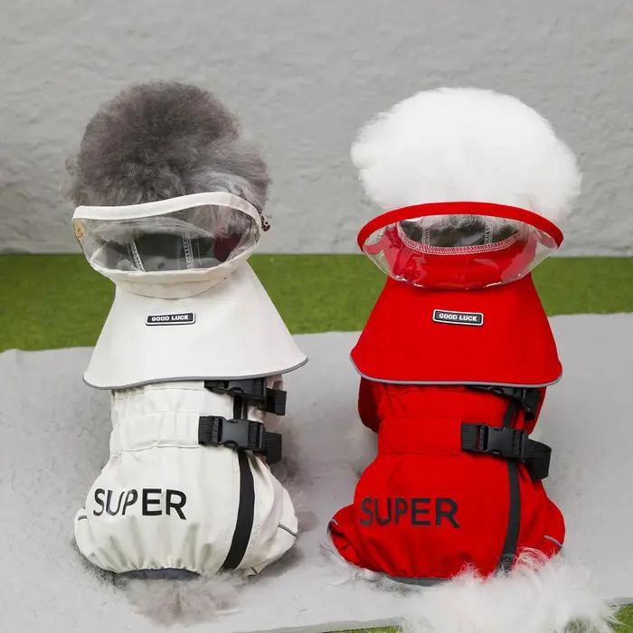 Combinaison de Pluie pour Chien Imperméable et Amovible en Polyester avec Motifs Cartoon pour Promenades Hivernales et Vacances Extérieures ```