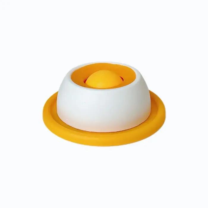 Jouets interactifs en plastique robuste pour chiens et chats, distributeur de nourriture pour entraînement et amusement, accessoire de cage pour chats, disponible en bleu et orange pour occasions spéciales