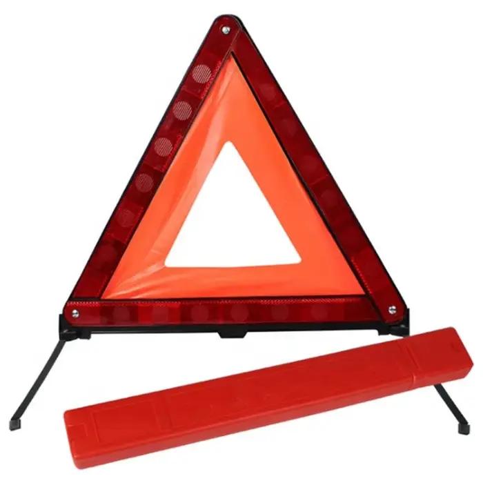 Kit de protection de conduite européen avec déflecteurs de faisceau de phare, triangle de signalisation, gilet de haute visibilité, plaques de permis de conduire britanniques et sac de rangement pour voyages en Europe et en France