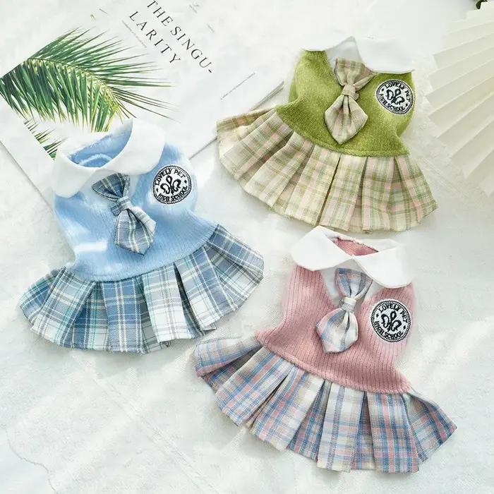 Jupe à carreaux Kawaii pour animaux de compagnie, Design confortable, vêtements pour chat de Style collégial, petite taille moyenne, robe tricotée pour chien, automne/hiver