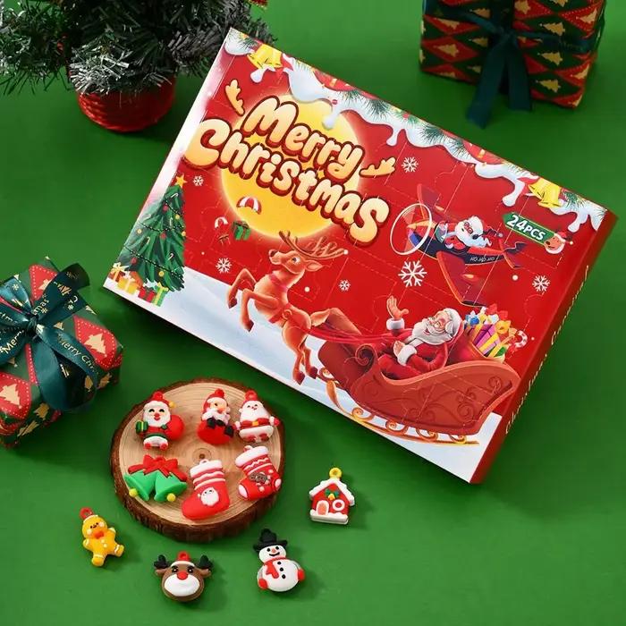 Calendrier de l'Avent de Noël présente un cadeau de chasse au trésor, décorations de boîte, cadeaux 2025, figurines, choses pour bricolage, cadeau de calendrier de Noël