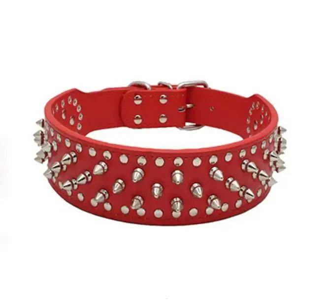 Colliers pour chiens en cuir cloutés à pointes de 2 pouces de large