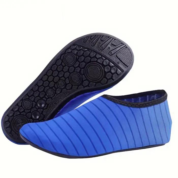 Chaussures d'eau antidérapantes pour femmes et hommes confortables et rapides à sécher pour la plage et les sports aquatiques