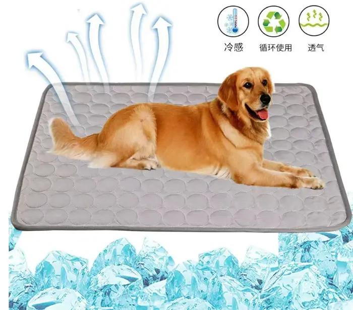 Tapis rafraîchissant pour chien, lavable, portable, pour l'été, couverture en soie glacée pour chien