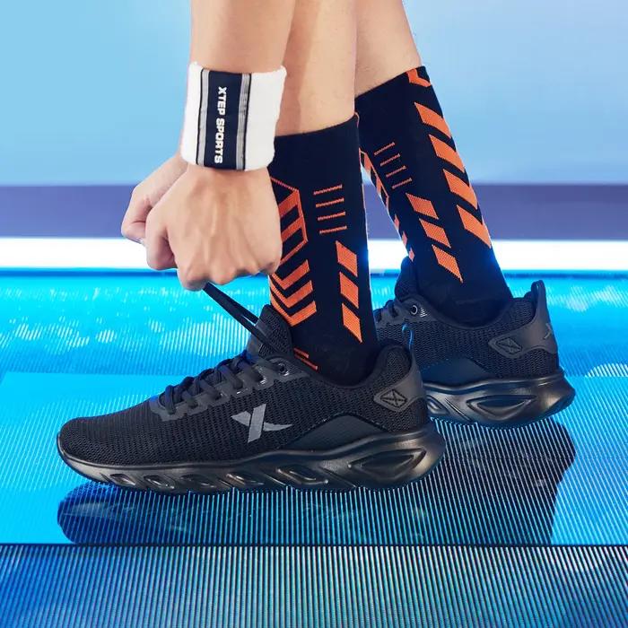 Xtep chaussures de course pour hommes 2025 printemps chaussures de sport absorbant la sueur résistan