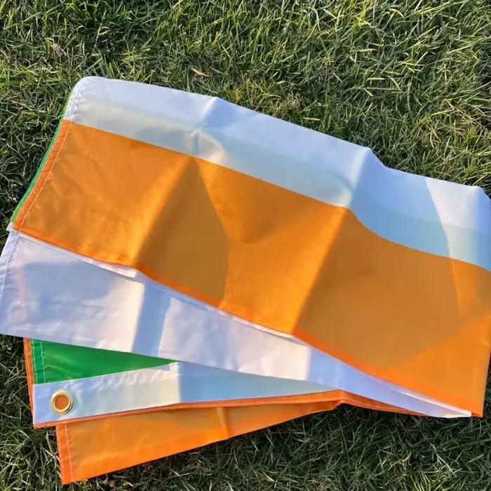 Drapeau d'Irlande 90X150cm 3x5ft suspendu polyester vert blanc orange IRE IR irlandais