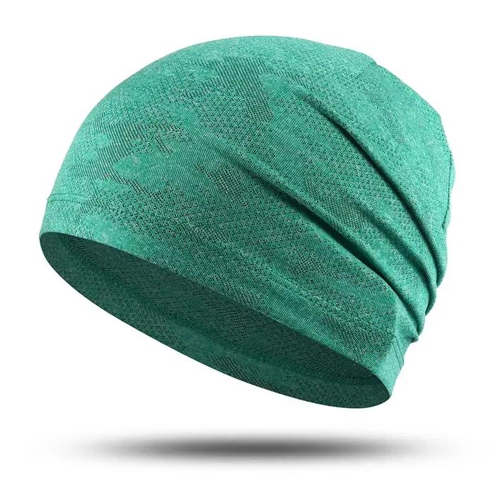 Bonnets de sport d'été à la mode