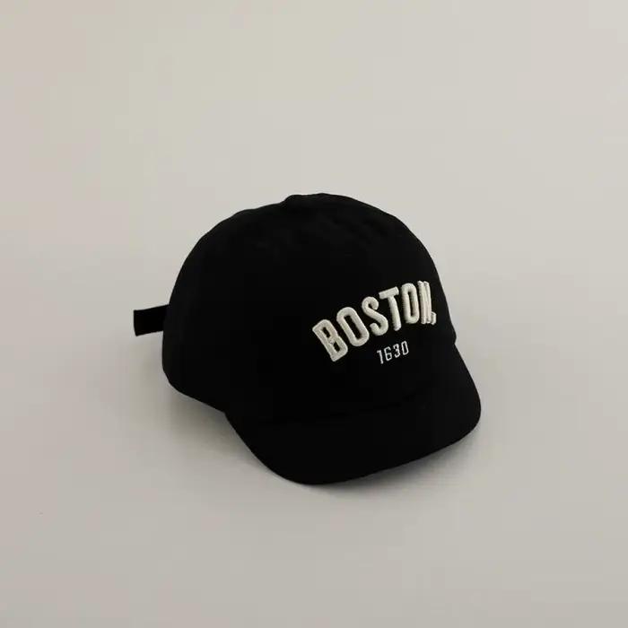 Nouvelle mode bébé lettre casquettes à pointe enfants broderie casquette de Baseball fille crème sol