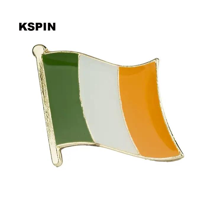 Badge de drapeau de la Corée du Nord épinglette pour sac à dos en métal or fer plaqué bronze pour hommes et femmes voyages et activités quotidiennes
