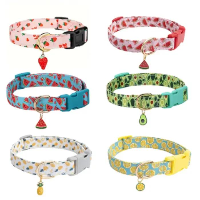 Collier pour chien de compagnie à motif de fruits avec pendentif en métal