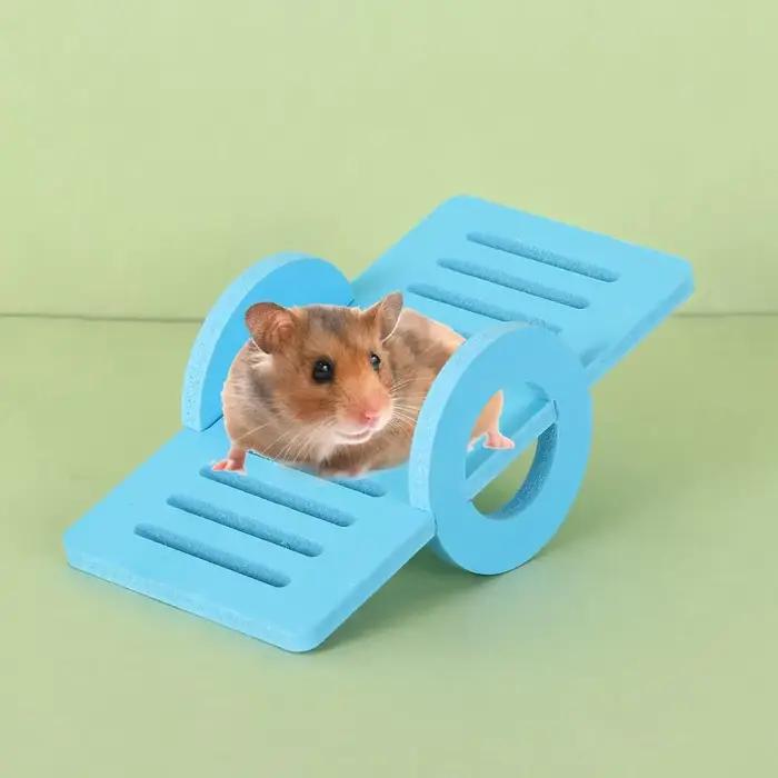 Jeu d'exercices, balançoire pour petits animaux