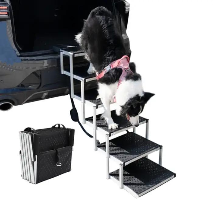 Escalier pour chien pour voitures