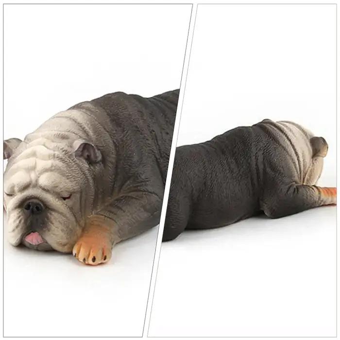 Figurines de bouledogue en plastique