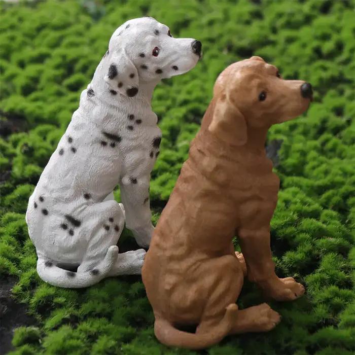 Sculpture d'animal mignon petit chien Statue à la main décorative Mini