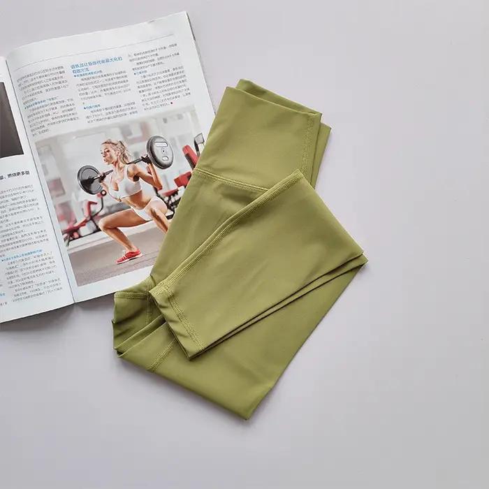 Pantalons de yoga nus taille haute pour femmes portant un ajustement serré levage des hanches Leggings de fitness à séch