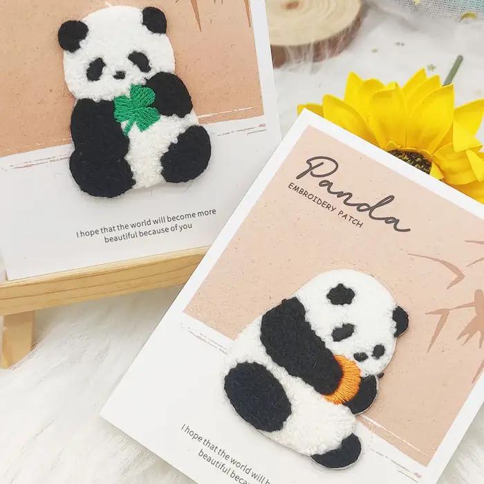 Patchs de broderie en peluche panda 3D auto-adhésifs pour enfants et adultes décorer vêtements sacs à dos étuis de téléphone occasions spéciales