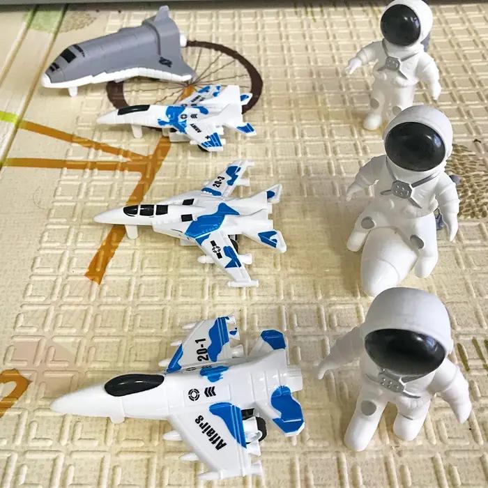 Jouets de vaisseaux spatiaux en plastique pour enfants 3-6 ans occassions spéciales avion de chasse station spatiale fusée navette spatial imaginative et éducative