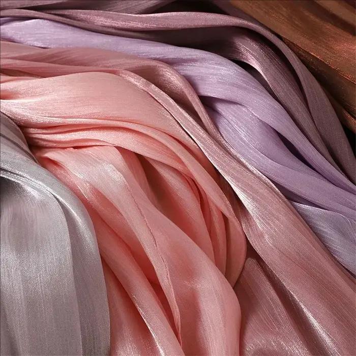 Nouveau Premium Shimmer soie Hijab écharpe femmes luxe Medine soie voile musulman femmes Hijab brill