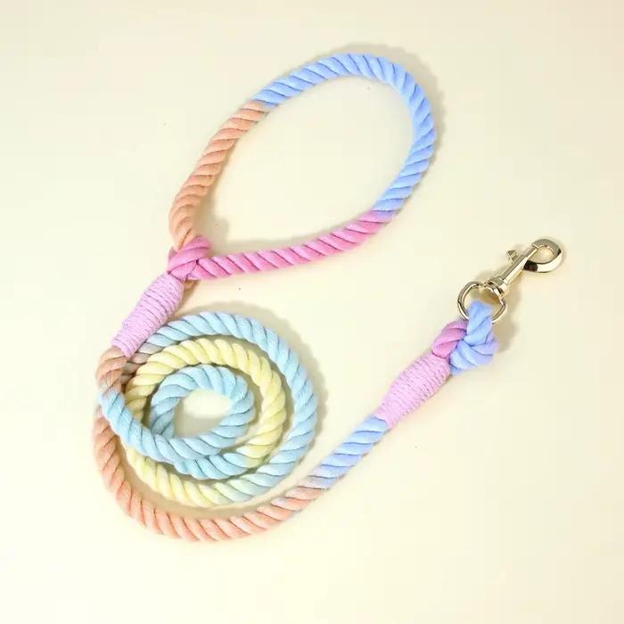 Laisse pour animaux de compagnie en corde de coton tressée à la main, couleur macaron, pour promenades en extérieur, pour petits chiens, chiots et chats, douce et durable
