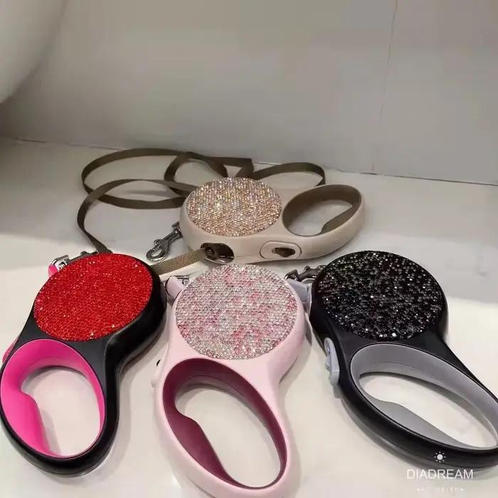 Laisse à enrouleur en nylon pour chiens et chats, réglable, durable et élégante pour petites et grandes races, idéale pour promenades et randonnées