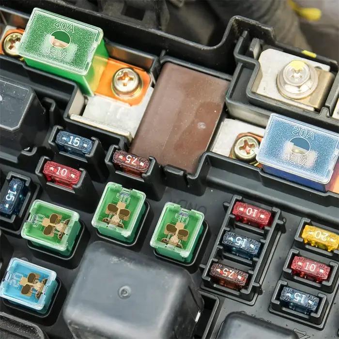 Kit de 60 fusibles Jcase à profil bas en forme de boîte assortiment de fusibles à cartouche pour camion protection sécurité efficacité conducteur