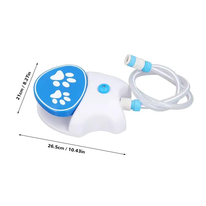 Distributeur d'eau pour chien activé étape sur pied avec tuyau