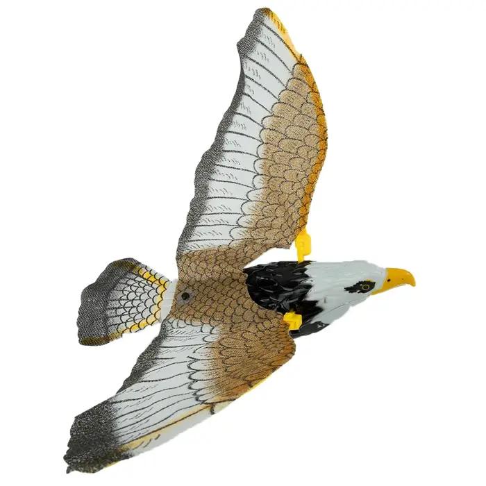 Répulsif d'oiseaux suspendu en forme d'aigle pour protéger le jardin des nuisibles et des parasites en tant que décor majestueux pour jardins et fermes