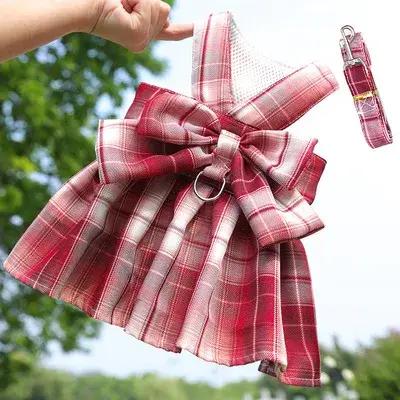 Robe en treillis pour chien