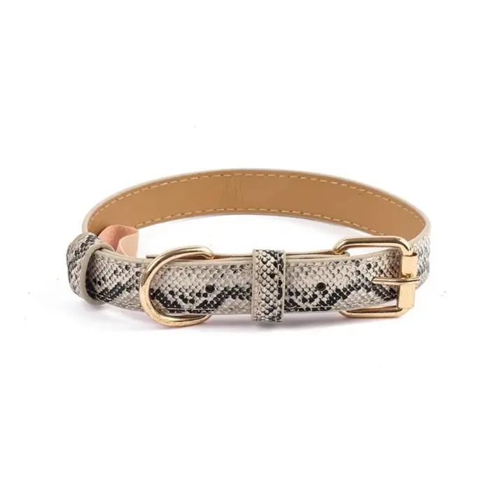 Collier pour chien imprimé léopard à la mode en cuir PU collier pour animaux de compagnie réglable résistant à l'usure collier pour animaux de compagnie petits chiens moyens