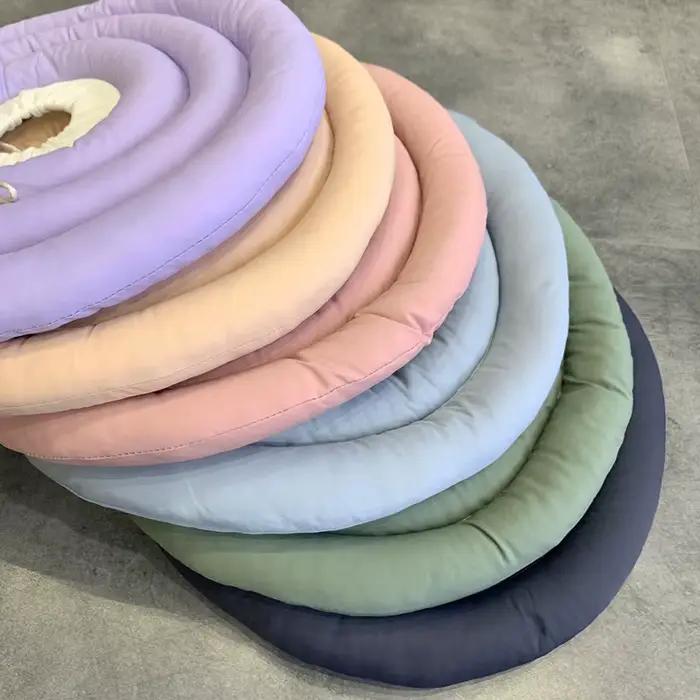 Collier Élisabéthain pour Chien Coton Résistant à l'Eau en Forme de Beignet Pour Toutes les Saisons Occasions Spéciales