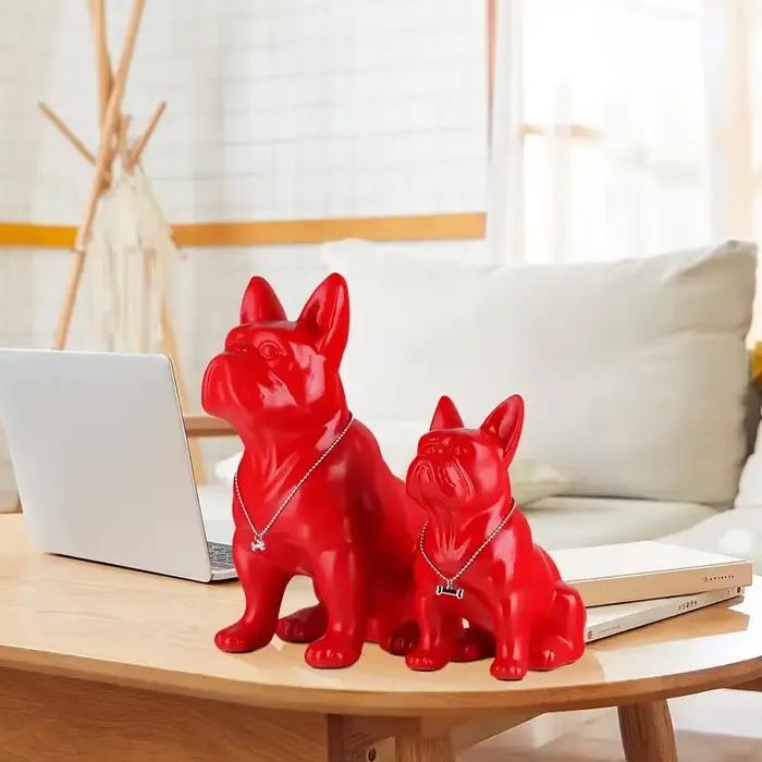 Statue de bouledogue français assis en résine avec collier en métal pour décoration de maison intérieure salon cuisine occasions spéciales
