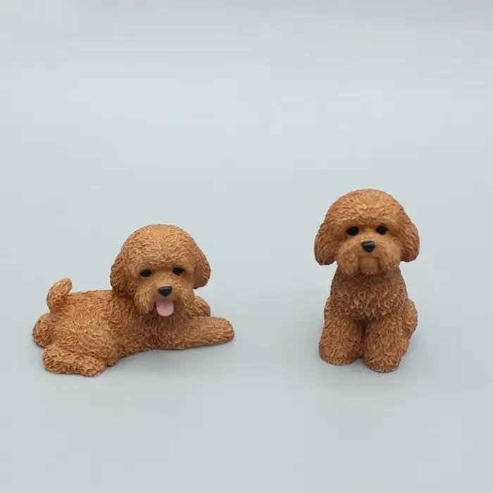 Figurines de chien caniche de Simulation