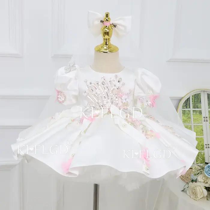 Robe de demoiselle d'honneur en satin brodée mignonne avec soutien-gorge intégré pour filles de 1 à 3 ans pour occasions spéciales comme les mariages et les anniversaires