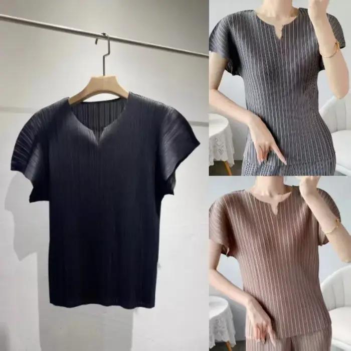 Miyake mode été plissé à manches courtes 2025 Miyake femmes rétro couleur unie vêtements décontracté mince tempérament plissé T-shirt
