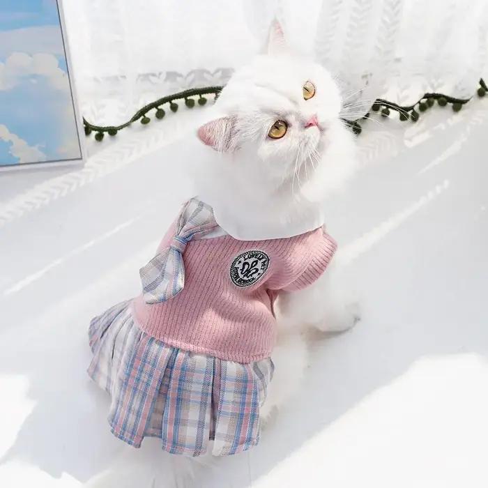 Jupe à carreaux Kawaii pour animaux de compagnie, Design confortable, vêtements pour chat de Style collégial, petite taille moyenne, robe tricotée pour chien, automne/hiver