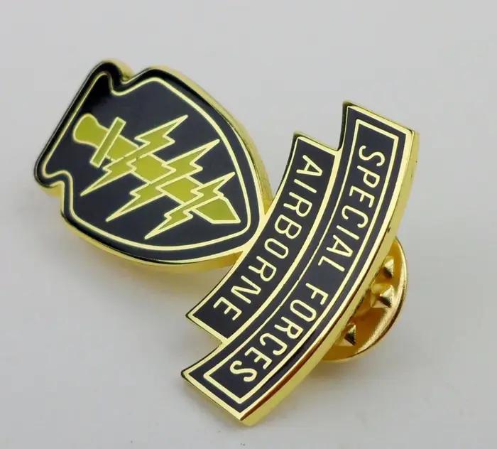 Badge de Combat aérien des Forces spéciales de l'armée américaine, Badge de béret vert