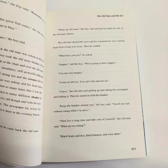Le Vieil Homme et la Mer Ernest Hemingway Classique mondial de la littérature Roman anglais Édition du chef-d'œuvre primé du prix Pulitzer