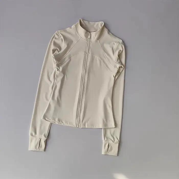 Vestes de sport pour femmes