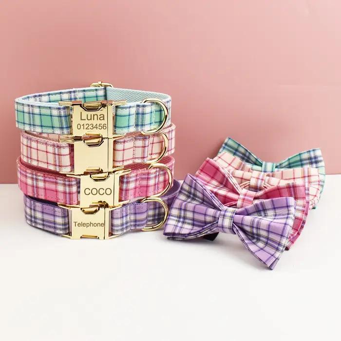 Ensemble collier et laisse pour chien à carreaux