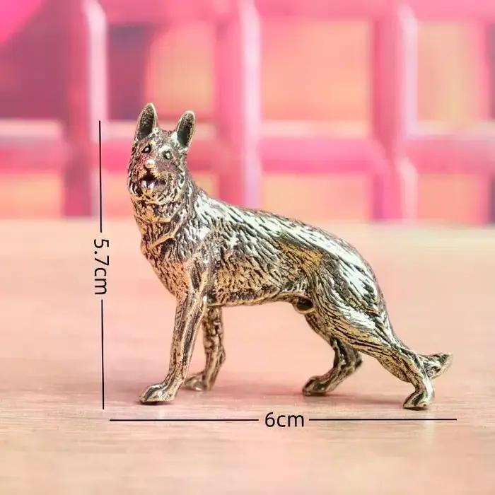 Figurines miniatures de chien porte-bonheur en cuivre vintage ornements de bureau pour animaux de compagnie pour la maison et le bureau occassions spéciales装饰描述以中文结束,前面部分保持不变。