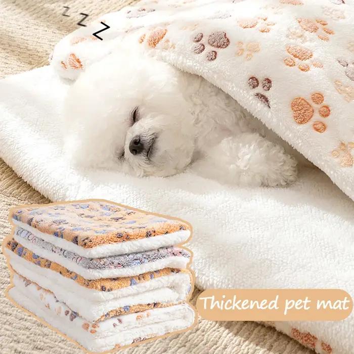 Lit en flanelle imprimé patte de chien pour chiens confort douillet repos canapé lit couverture coussin sécurité occasions spéciales