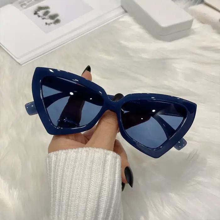 Lunettes de soleil unisexes en forme de triangle polygone style œil de chat pour homme et femme occasions extérieures et vintage