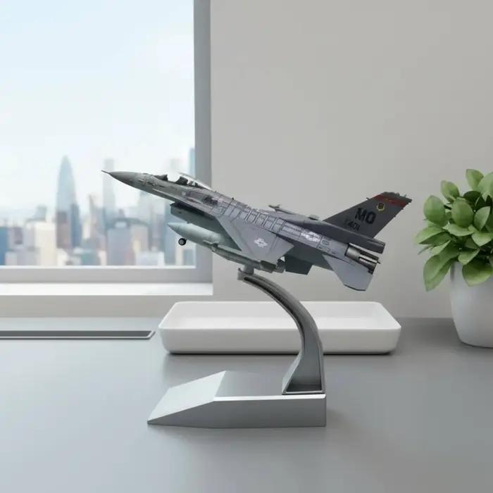 Modèle d'avion de chasse F-16C, maquette statique pour bureau, pour les passionnés d'aviation